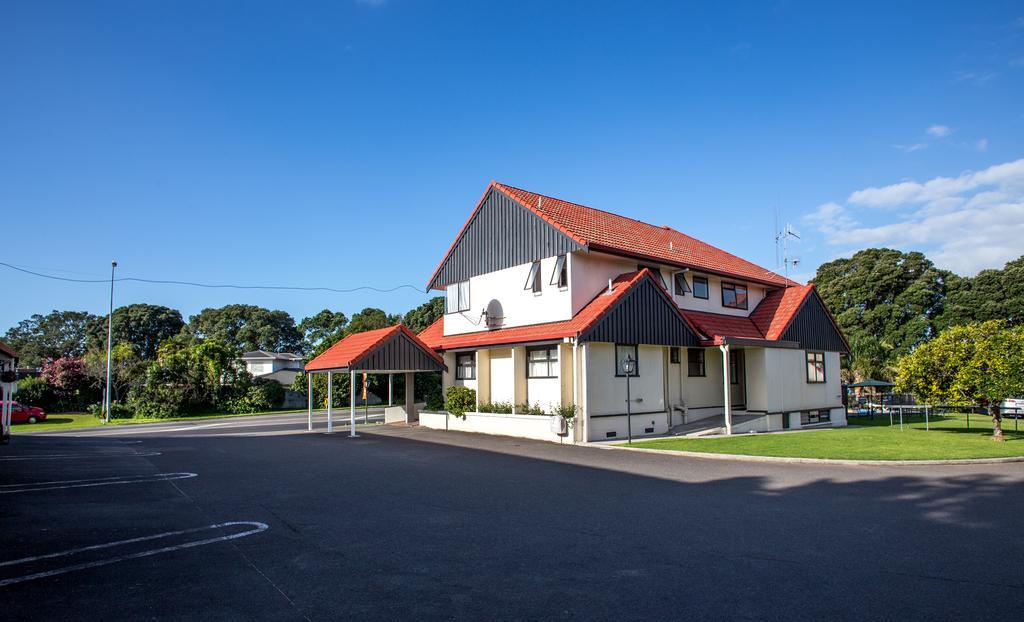 Bennetts Thermal Motor Inn Tauranga Eksteriør bilde